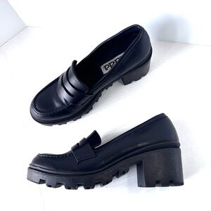 Mudd Penny Loafers Women’s Size 7.5 Black Chunky Platform Lug Block Heel Y2K